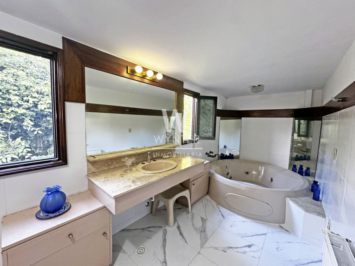 Casa ID.975 - En el corazón de las paradas