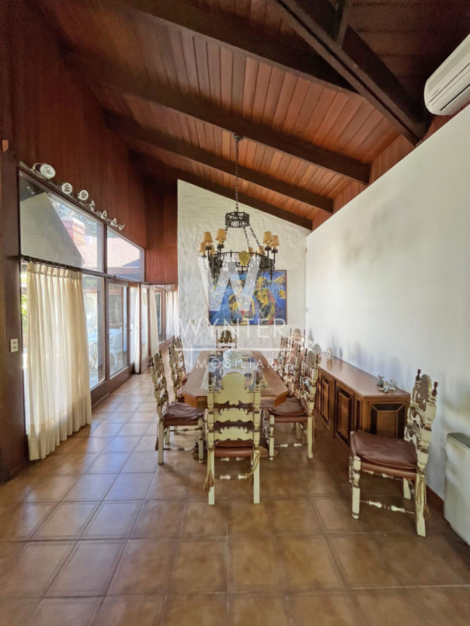 Casa ID.975 - En el corazón de las paradas