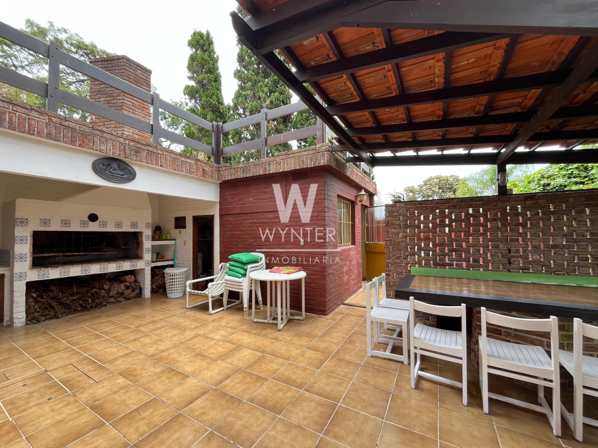 Casa ID.5391 - Casa en venta - A pasos de la Playa Mansa