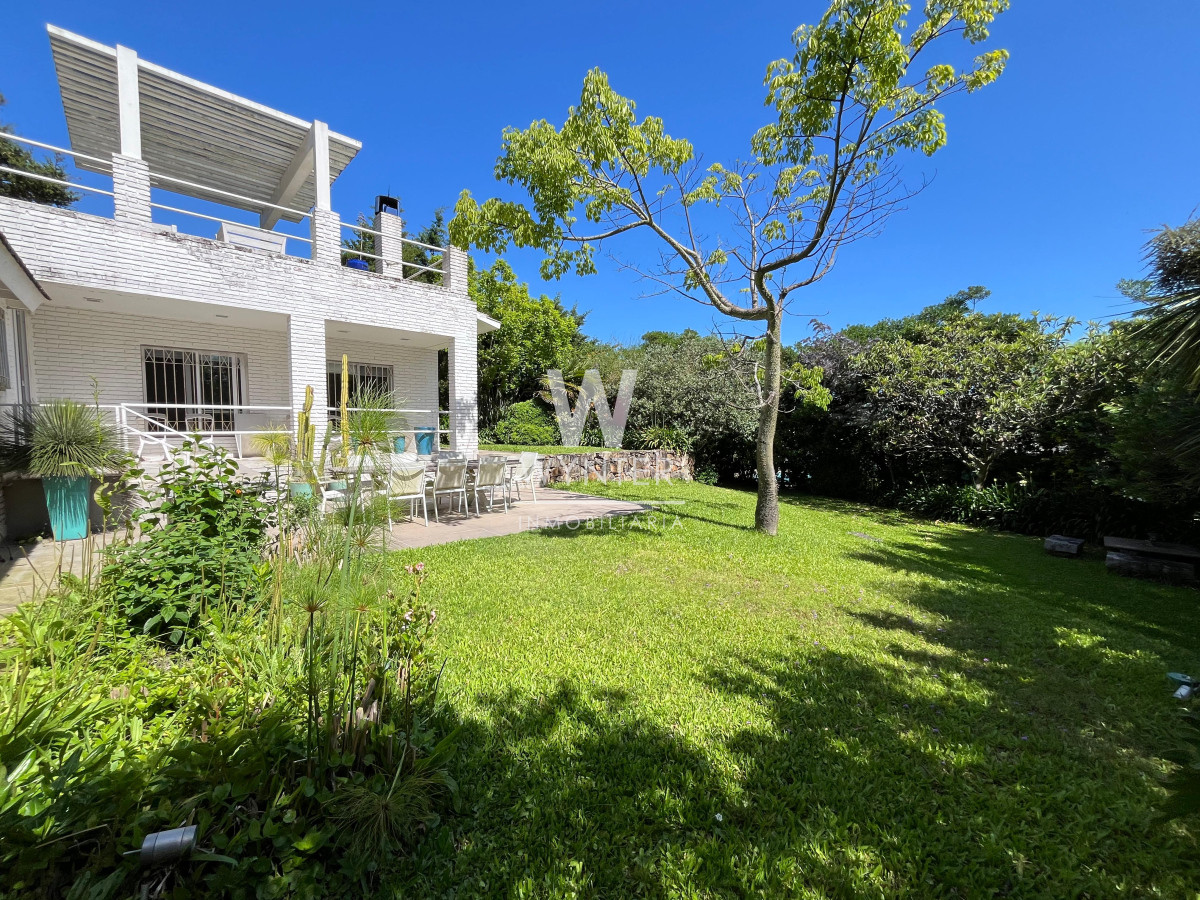 Casa ID.5303 - Casa en venta en Pinares sobre el Camino de la Laguna