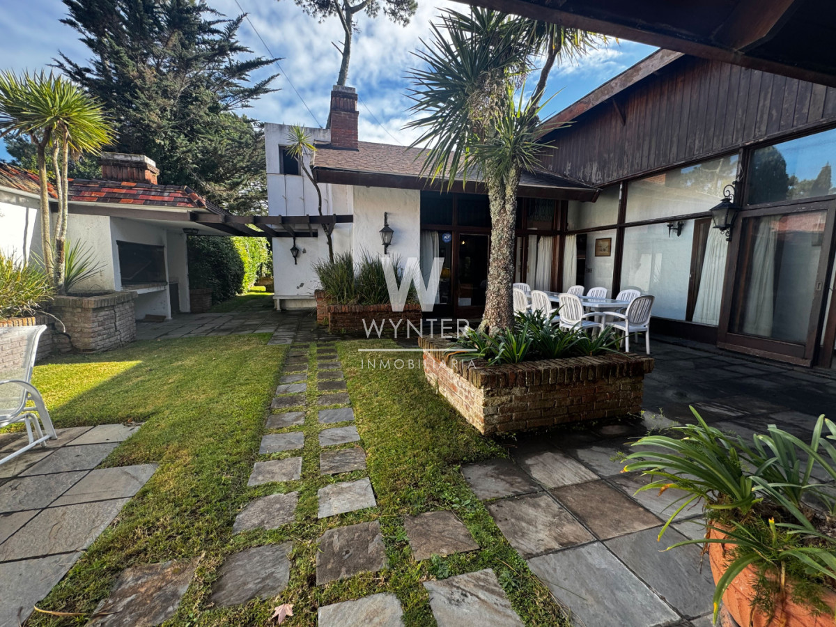 Casa ID.975 - En el corazón de las paradas
