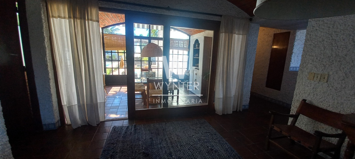 Casa ID.5092 - Casa en venta - Excelente casa a pasos del Faro 