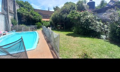 Gran casa en venta, en barrio La Blanqueada