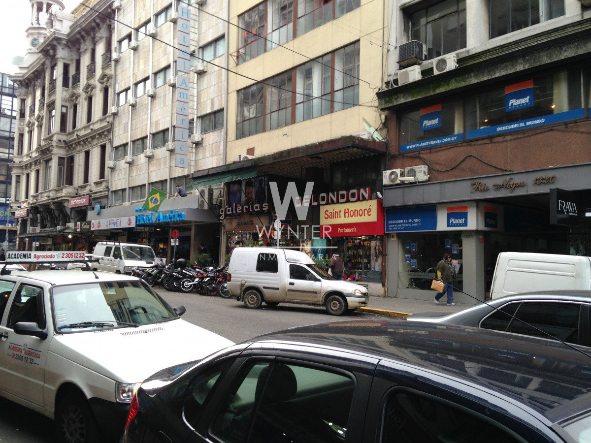 Local Comercial ID.3945 - Local Comercial en el Centro 