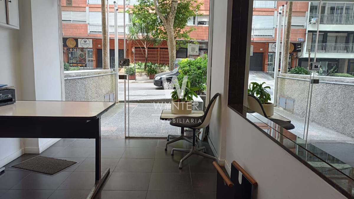 Local Comercial ID.6059 - LOCAL COMERCIAL EN POCITOS