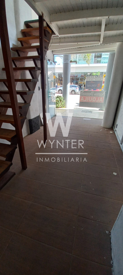 Local Comercial ID.80 - Local sobre Av. Gorlero