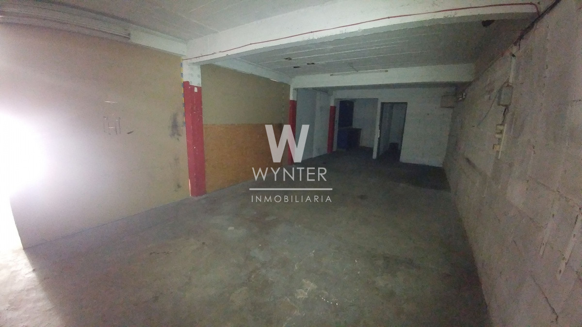 Local Comercial ID.1233 - Amplio local sobre Av. Chiossi