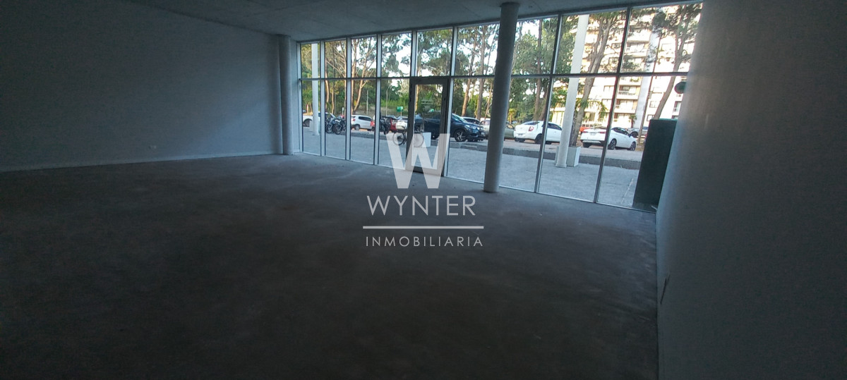 Local Comercial ID.5939 - Local en venta sobre Av. Roosevelt