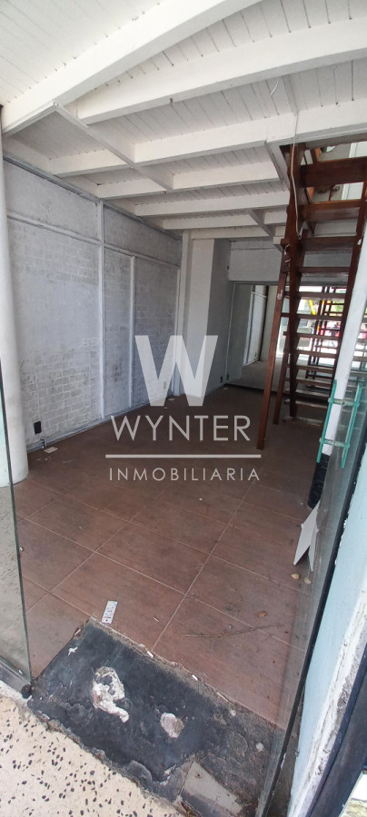 Local Comercial ID.80 - Local sobre Av. Gorlero