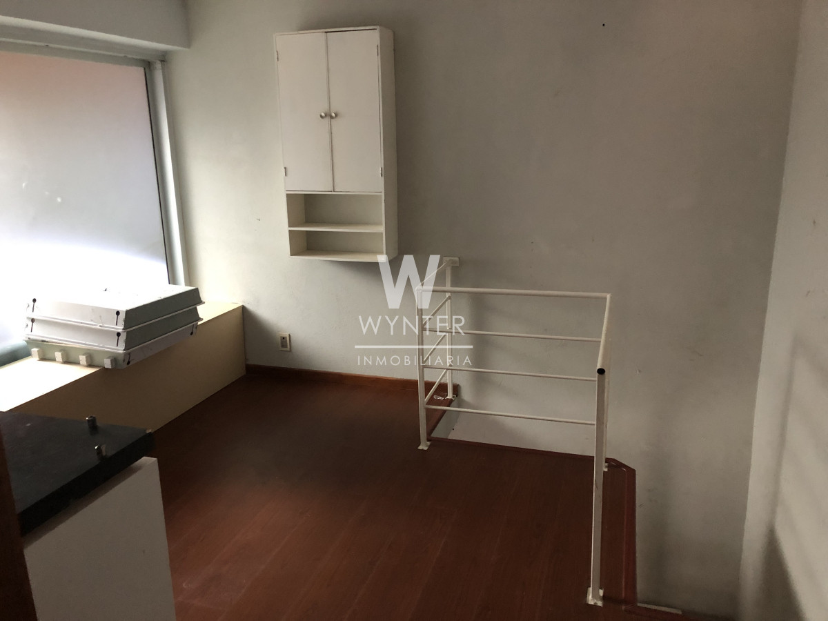 Local Comercial ID.780 - Muy buen local a la calle sobre Av. Gorlero