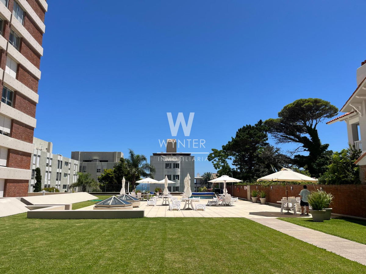 Apartamento ID.883 - Piso Alto A Pasos Del Puerto - 3 Dorm.