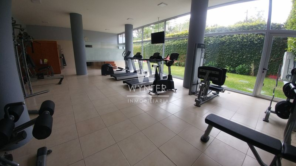 Apartamento ID.5207 - Apartamento en alquiler - Semi piso de 3 dormitorios