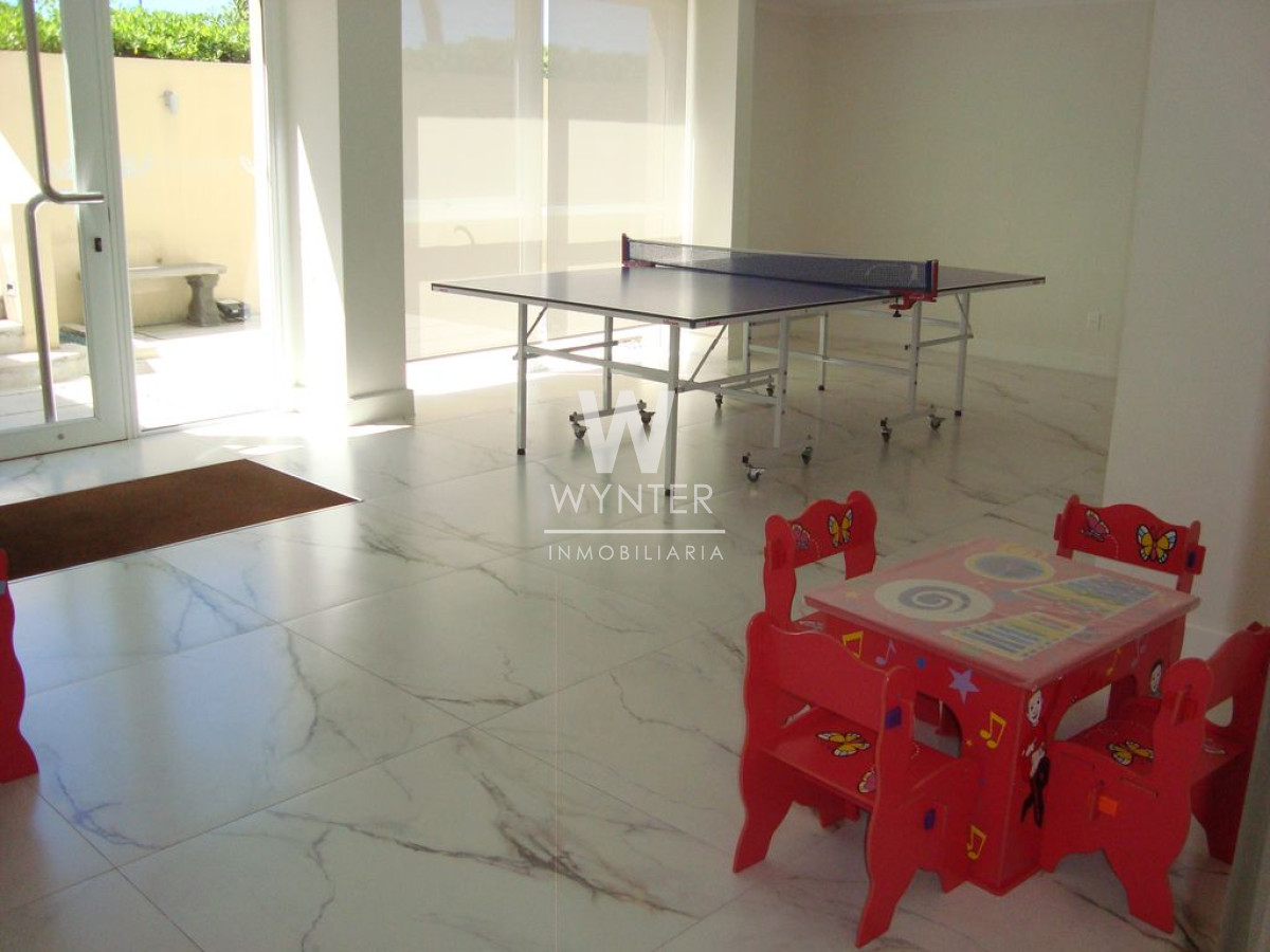Apartamento ID.3419 - Cruceros - Primera fila frente al mar - 3 suites y dependencia de servicio independiente