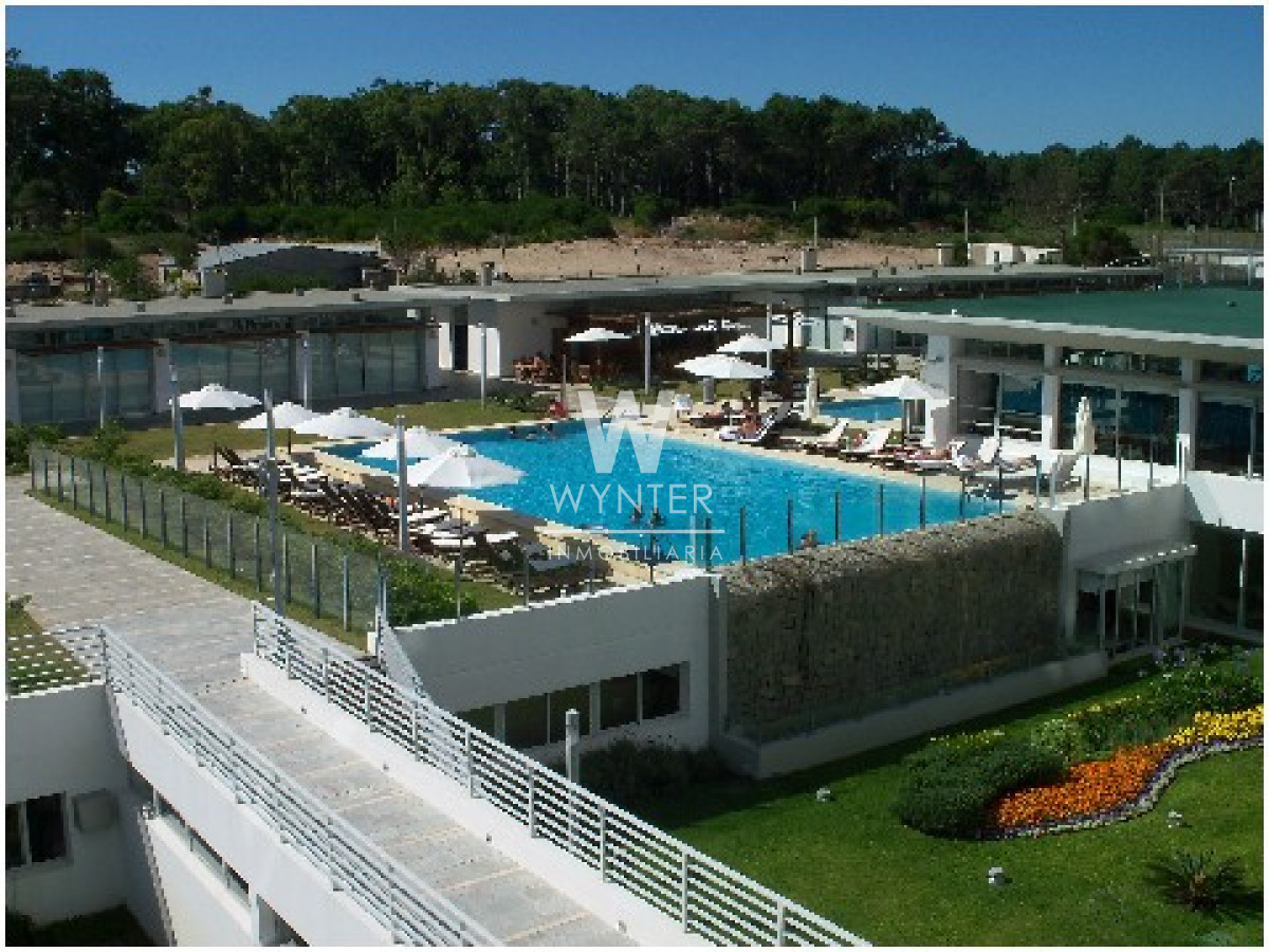 Apartamento ID.298 - Excelente Apartamento - 3 suites + dependencia de servicio