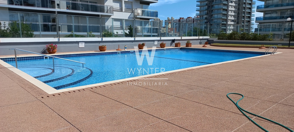 Apartamento ID.4111 - Apartamento en venta próximo al Hotel Enjoy y del mar - 2 dormitorios y medio 