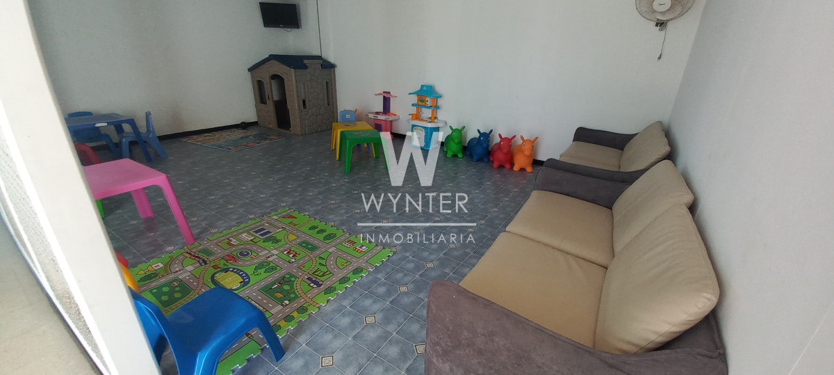 Apartamento ID.926 - Excelente apartamento reciclado con vista al mar - 3 Dorm