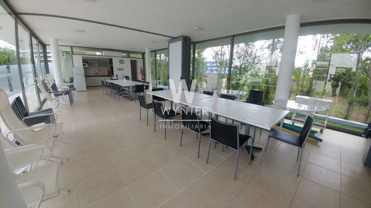 Apartamento ID.5207 - Apartamento en alquiler - Semi piso de 3 dormitorios
