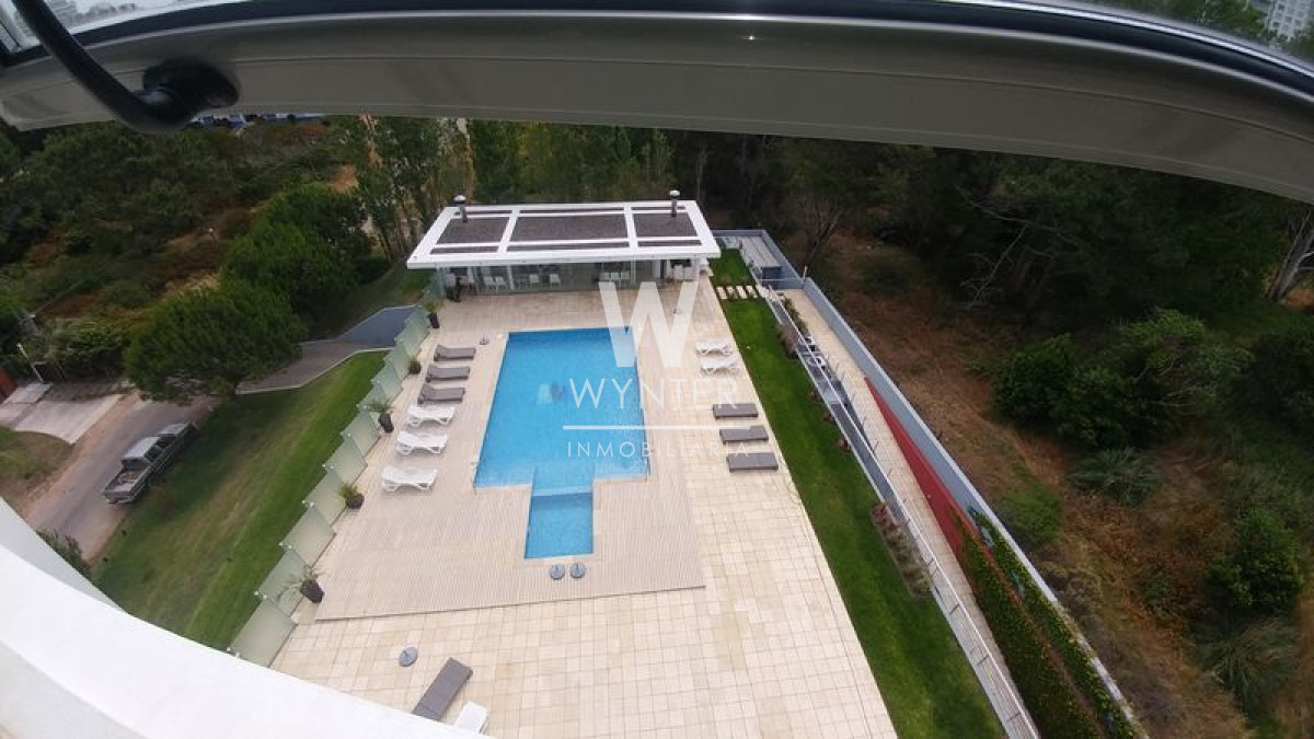 Apartamento ID.5207 - Apartamento en alquiler - Semi piso de 3 dormitorios