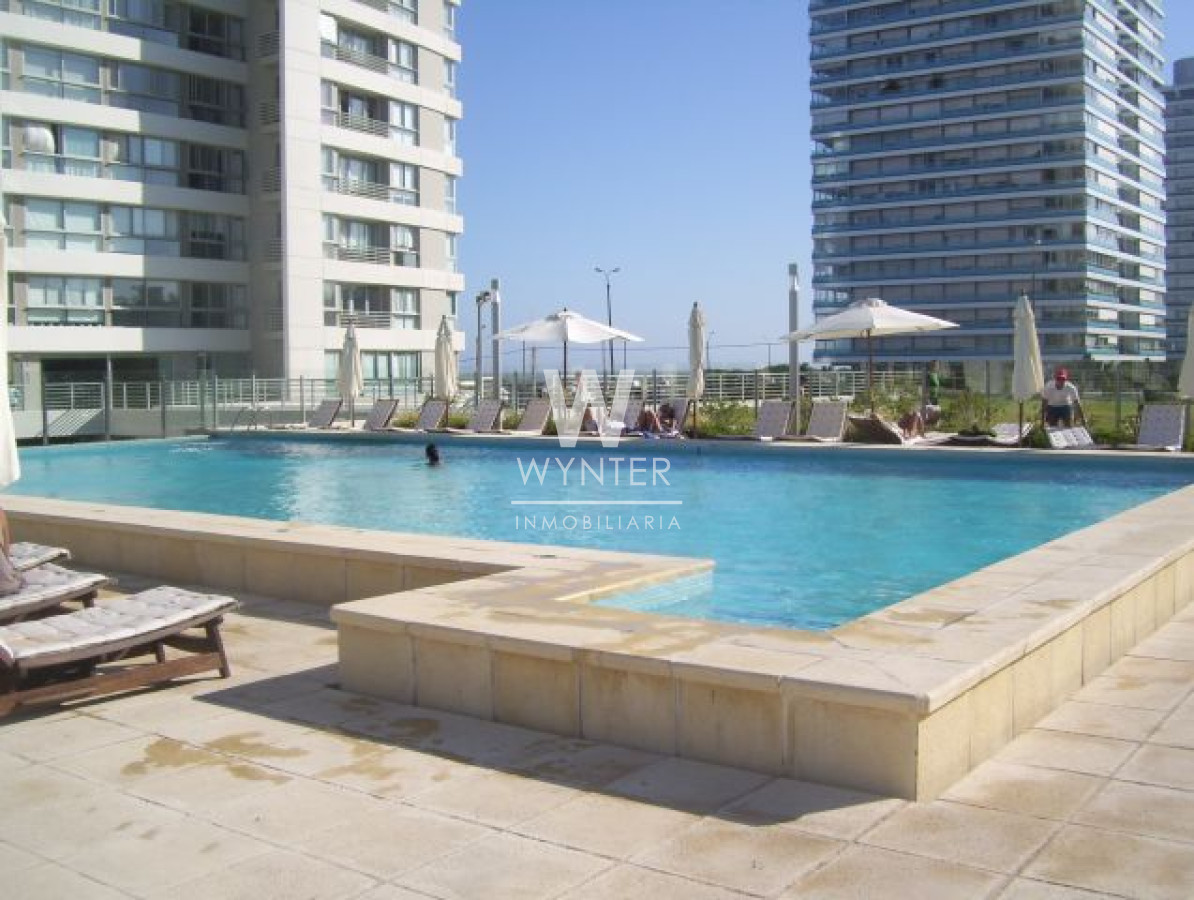 Apartamento ID.298 - Excelente Apartamento - 3 suites + dependencia de servicio