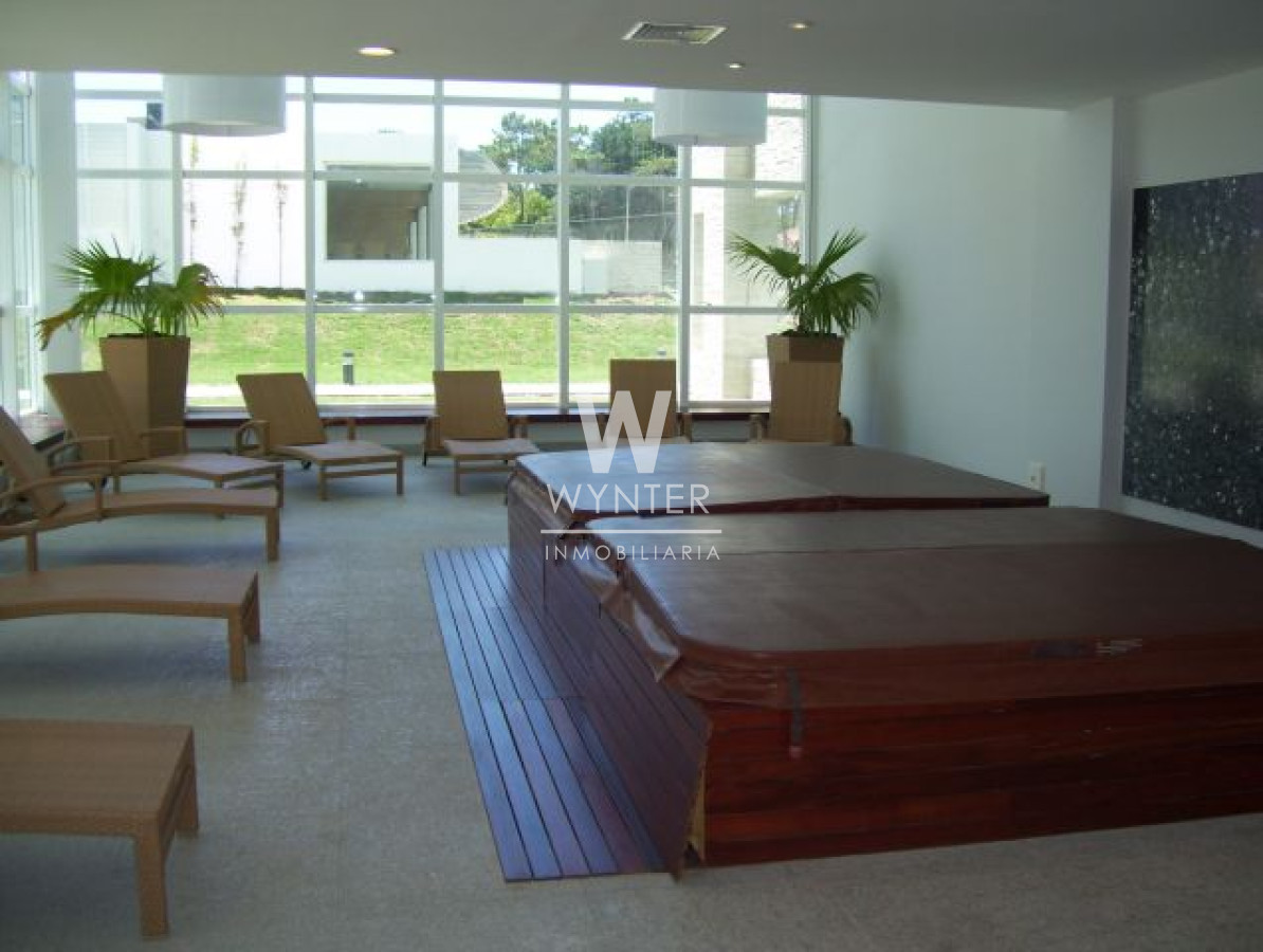 Apartamento ID.12 - Aquarela piso alto - 4 suites