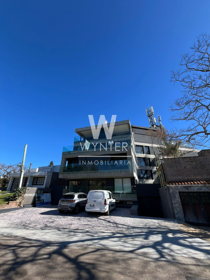 Apartamento ID.5547 - Apartamento en venta amparado por la Ley de Vivienda Promovida, a  pasos del mar - 2 dormitorios y medio