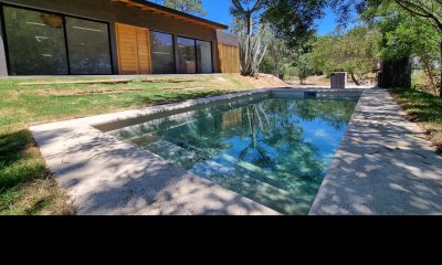 Venta Casa 2 Dormitorios con Piscina en Punta Colorada