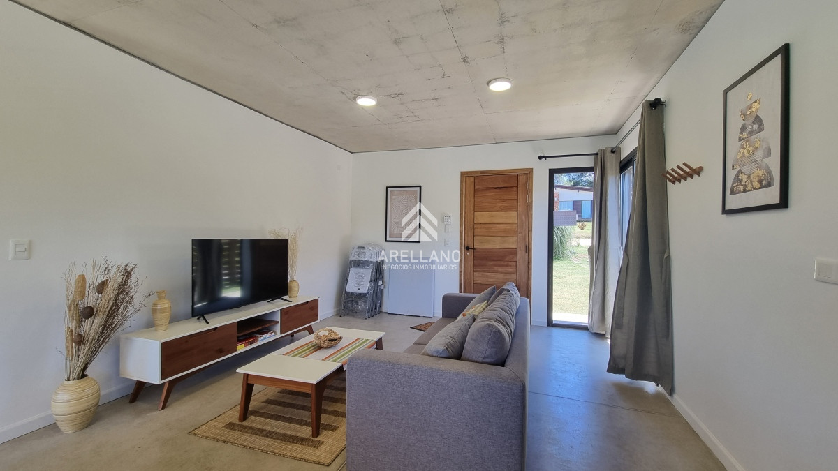 Casa ID.5160 - Casa Venta 2 Dormitorios 2 Baños, Piscina en Punta Colorada - LINK PC II