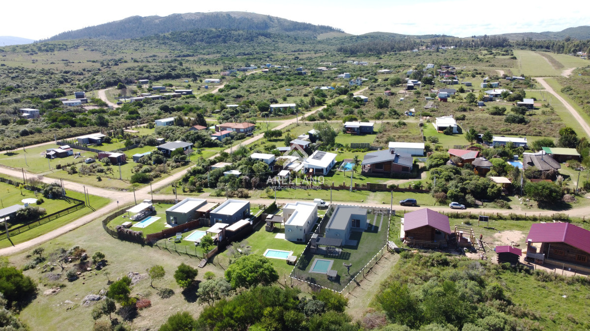Casa ID.5159 - Casa Venta 2 Dormitorios 2 Baños, Piscina en Punta Colorada - LAZURITA