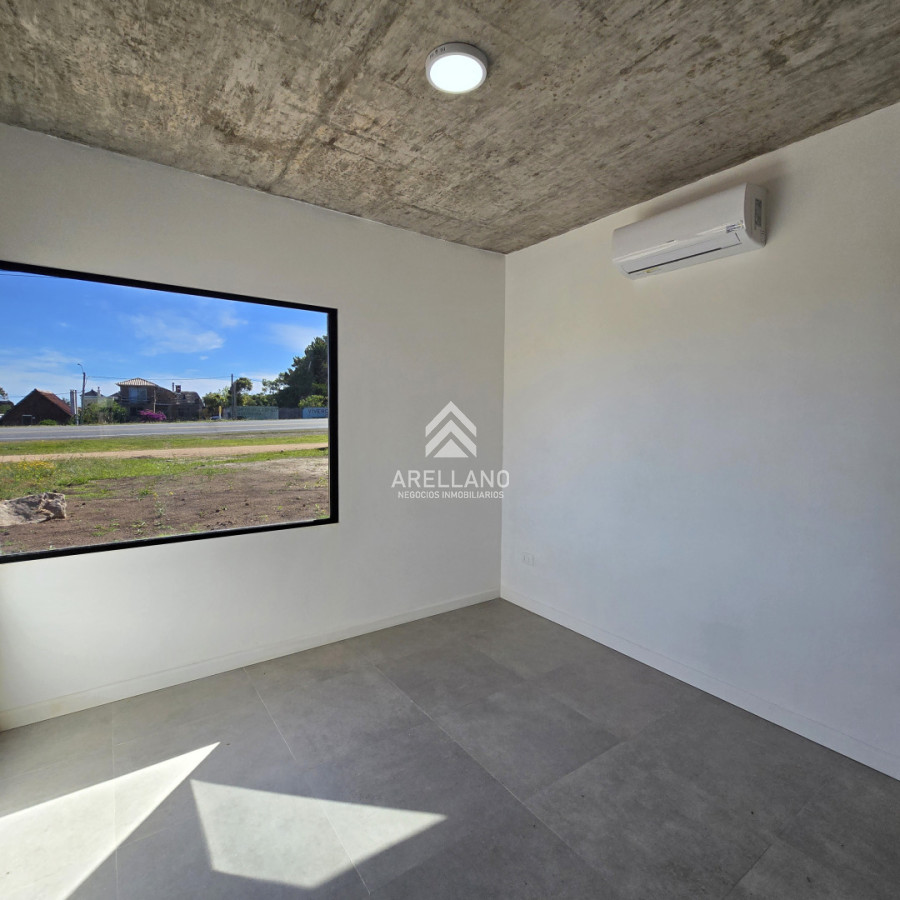 Casa ID.5182 - Casa Venta A Estrenar de 3 Dormitorios 2 Baños en Playa Hermosa - RENACER