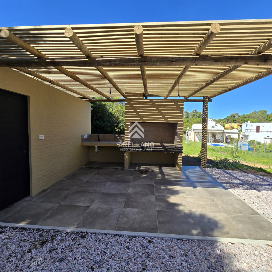 Casa ID.5182 - Casa Venta A Estrenar de 3 Dormitorios 2 Baños en Playa Hermosa - RENACER