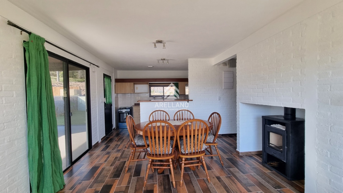 Casa ID.5161 - Casa Venta 2 Dormitorios 2 Baños, Piscina en Punta Colorada - P. MARTILLO