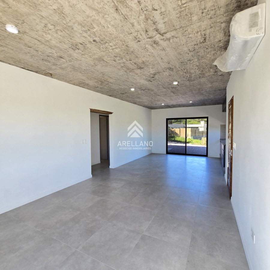Casa ID.5182 - Casa Venta A Estrenar de 3 Dormitorios 2 Baños en Playa Hermosa - RENACER