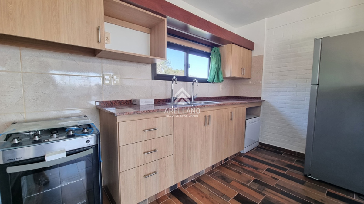 Casa ID.5161 - Casa Venta 2 Dormitorios 2 Baños, Piscina en Punta Colorada - P. MARTILLO