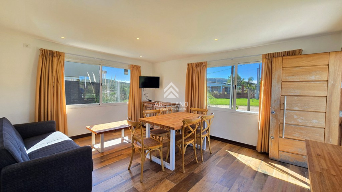Casa ID.5159 - Casa Venta 2 Dormitorios 2 Baños, Piscina en Punta Colorada - LAZURITA
