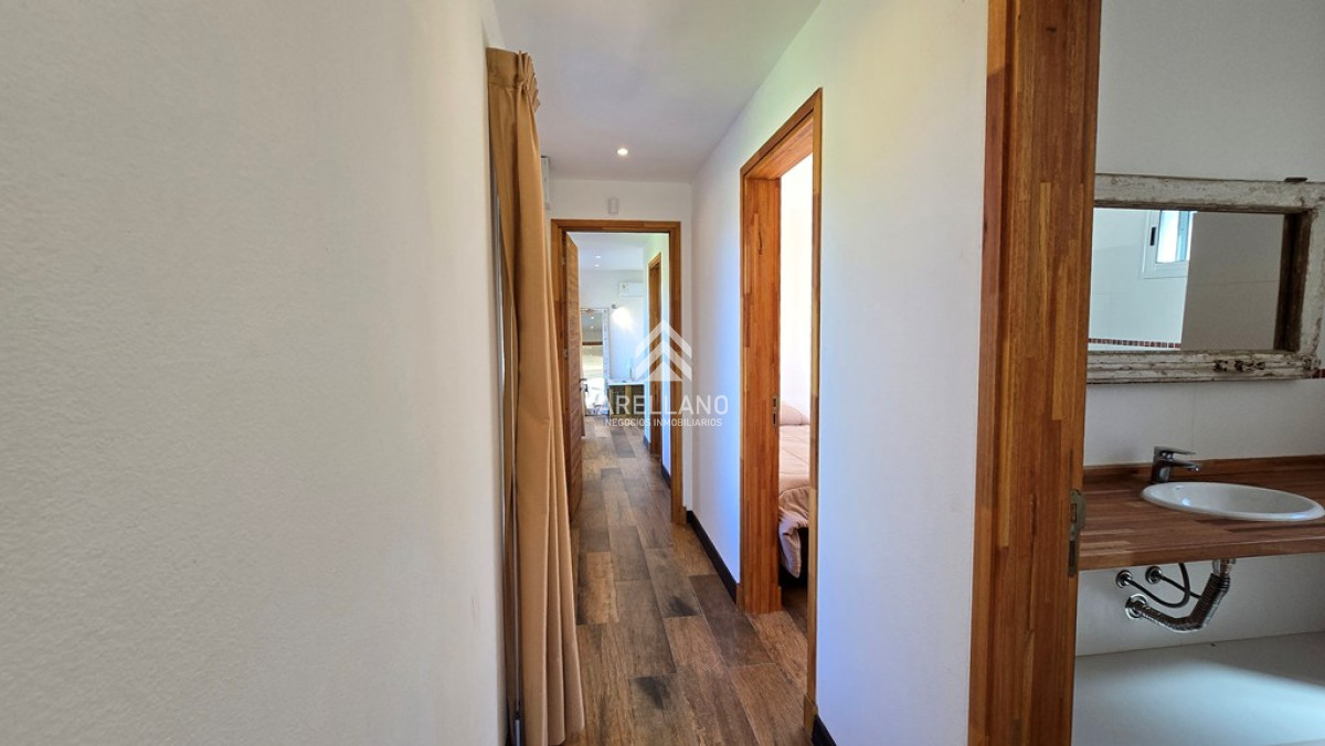 Casa ID.5159 - Casa Venta 2 Dormitorios 2 Baños, Piscina en Punta Colorada - LAZURITA