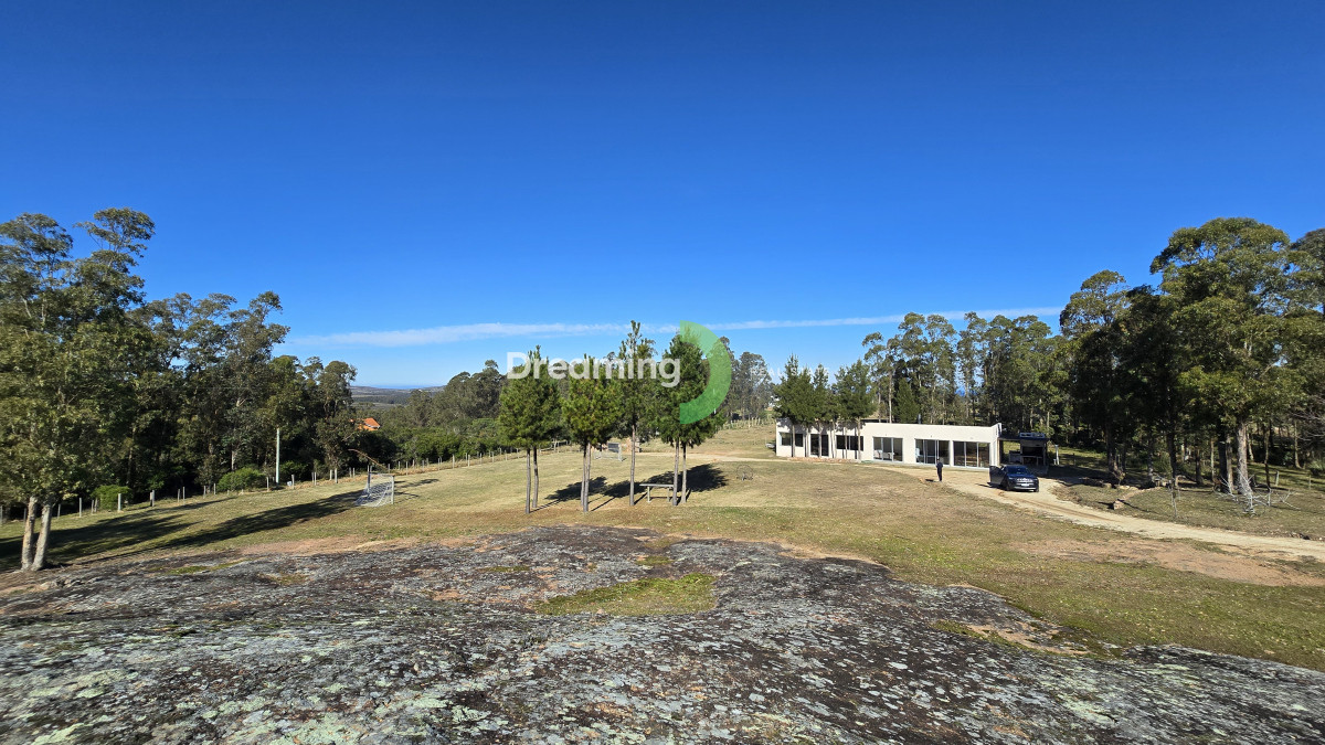 Chacra ID.6 - Venta de Chacra con Vistas Panorámicas A Los Cerros y Mar en Piriapolis - EL ENCANTO