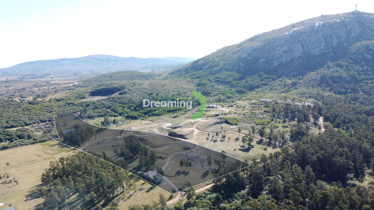 Chacra ID.6 - Venta de Chacra con Vistas Panorámicas A Los Cerros y Mar en Piriapolis - EL ENCANTO