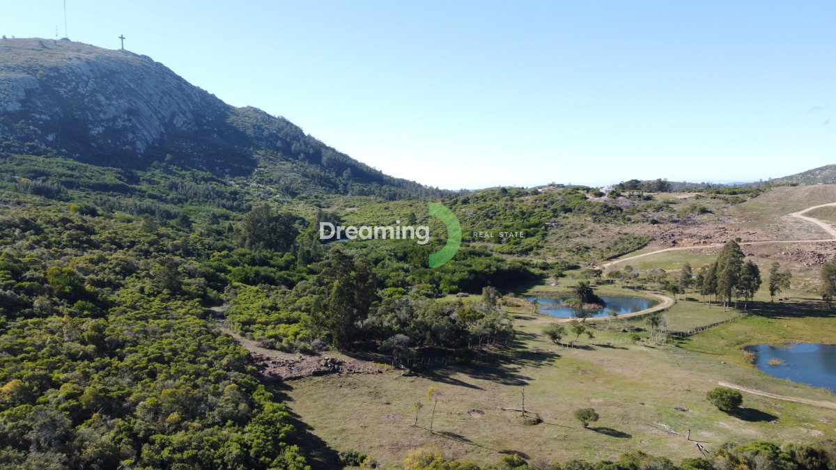 Chacra ID.6 - Venta de Chacra con Vistas Panorámicas A Los Cerros y Mar en Piriapolis - EL ENCANTO