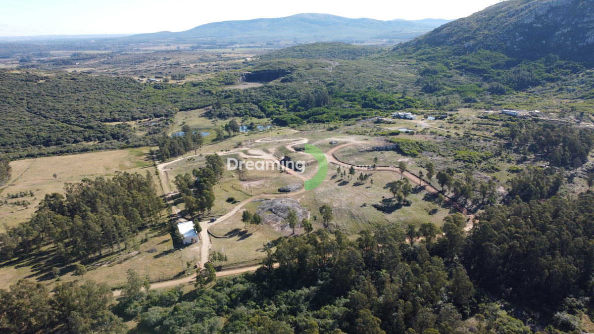 Chacra ID.6 - Venta de Chacra con Vistas Panorámicas A Los Cerros y Mar en Piriapolis - EL ENCANTO