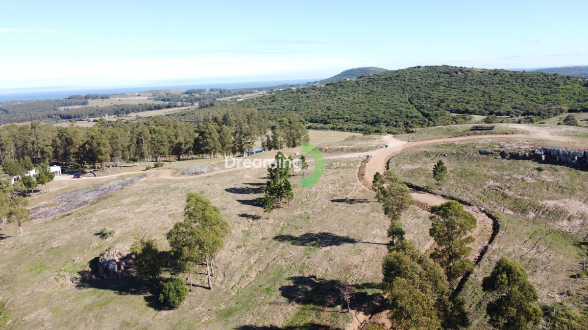 Chacra ID.6 - Venta de Chacra con Vistas Panorámicas A Los Cerros y Mar en Piriapolis - EL ENCANTO