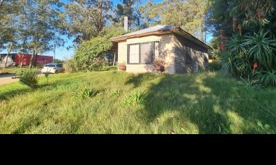 Casa Venta 3 Dormitorios 2 Baños, en San Francisco - AGORA