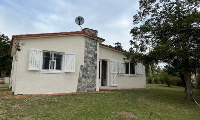 Casa Venta 2 Dormitorios 2 Baños, en Punta Colorada - SAUZAL