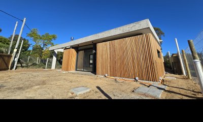 Casa Venta a Estrenar de 3 Dormitorios 2 Baños, Piscina en Punta Colorada - PIRAYU