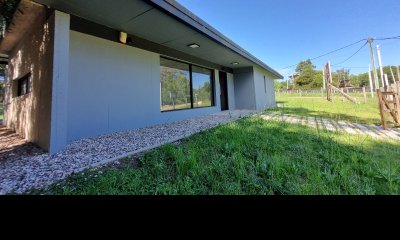 Casa Venta 3 Dormitorios 2 Baños, Piscina en Punta Colorada - CAYENA I
