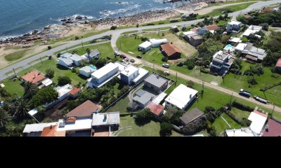 Casa Venta 2 Dormitorios 2 Baños, Gran Vista al Mar En Punta Colorada - LA OLA AZUL