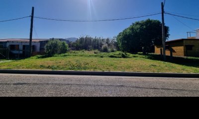 Venta de Terreno en Pueblo Obrero, Piriapolis - SUPERFICIE DE 300M