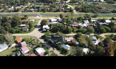 Venta de Terreno en Playa Hermosa, Piriapolis - SUPERFICIE DE 413M
