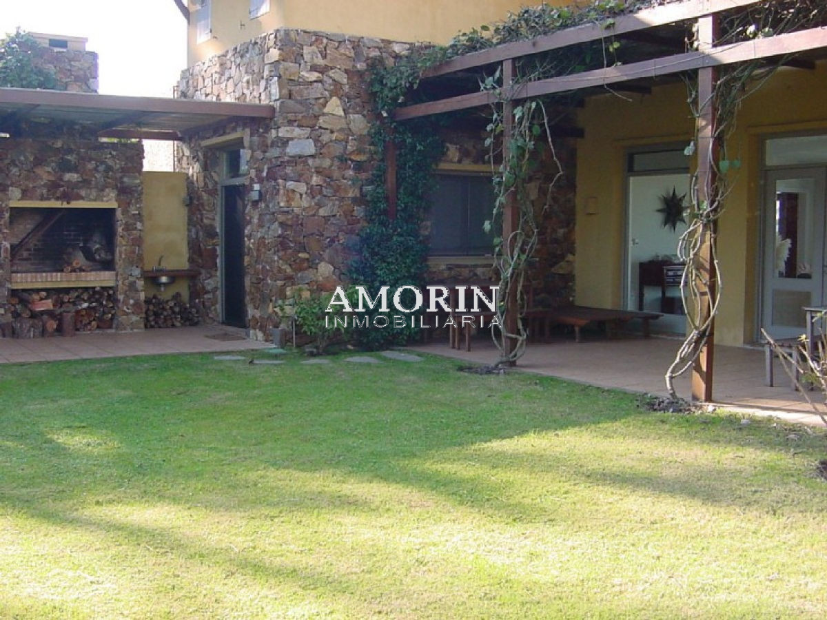 Casa ID.484 - Casa en La Barra, Laguna Blanca
