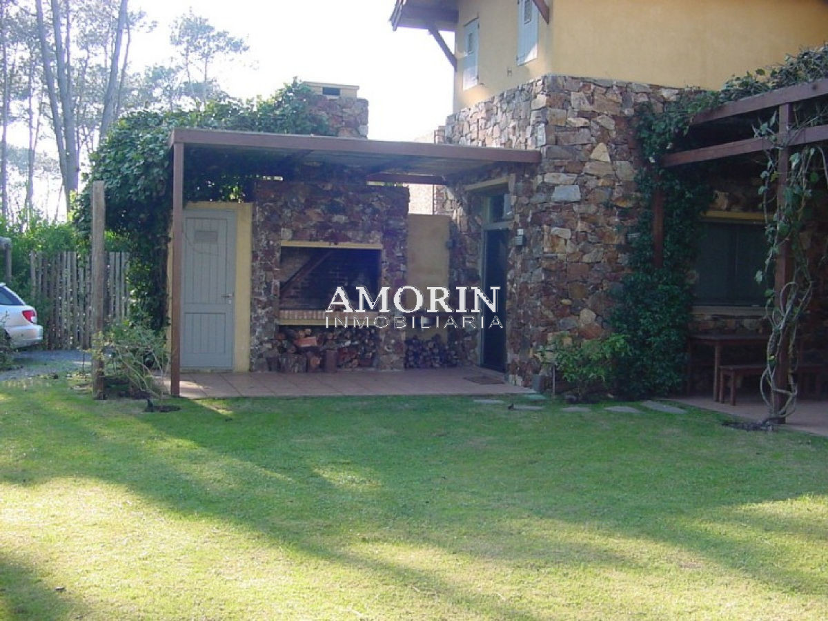 Casa ID.484 - Casa en La Barra, Laguna Blanca