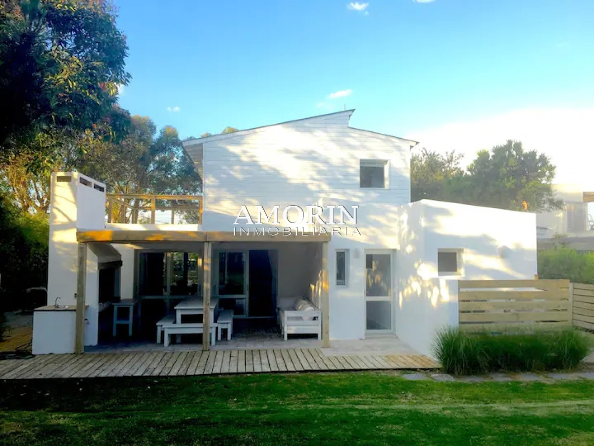 Casa ID.212 - casa del arbol